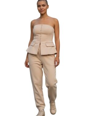 Strapless top in Beige pants not included